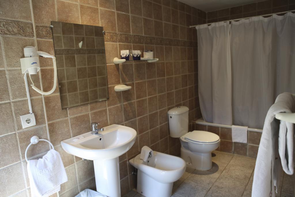 Hotel Termas De Lierganes Liérganes Quarto foto
