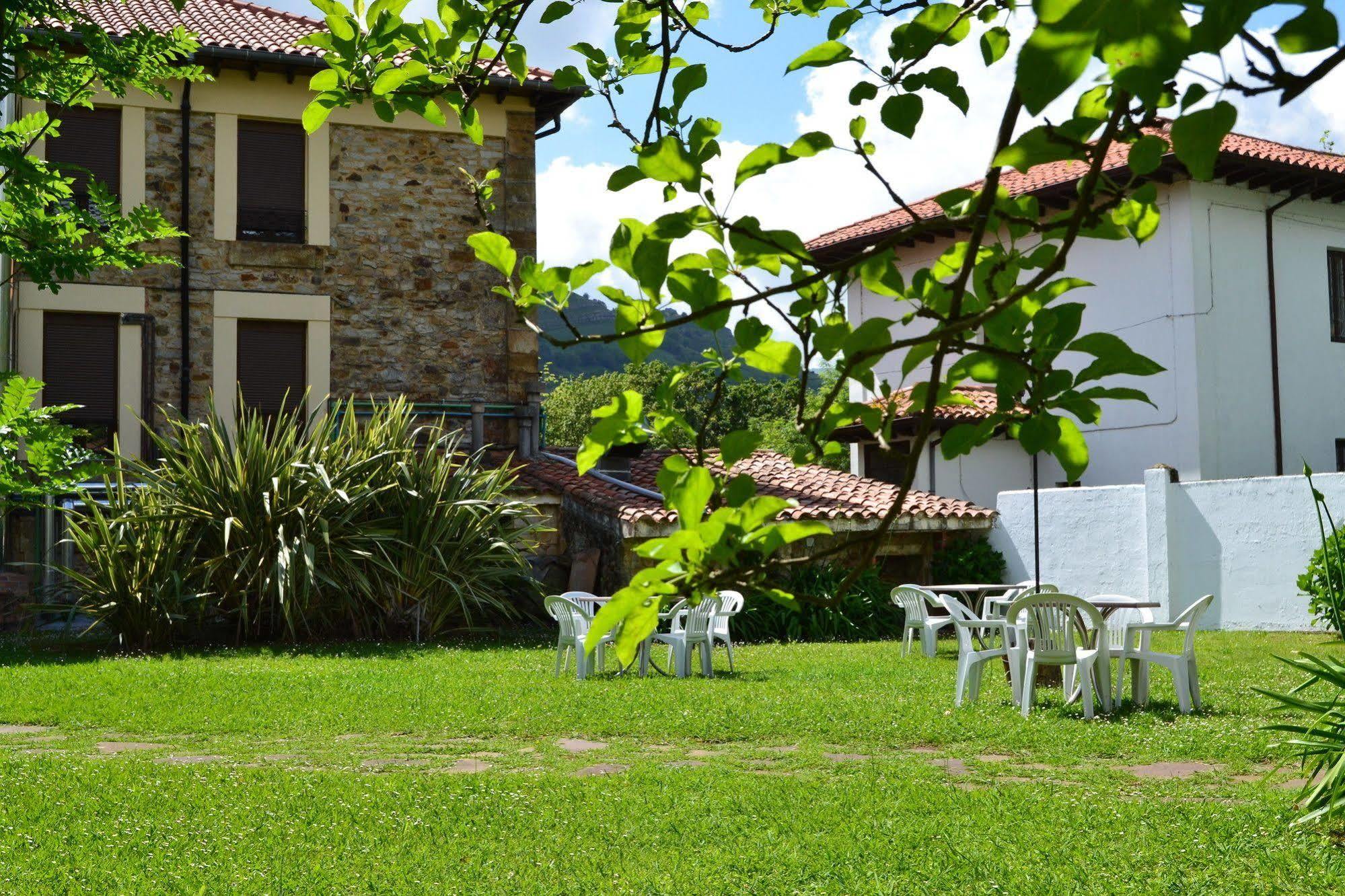 Hotel Termas De Lierganes Liérganes Exterior foto
