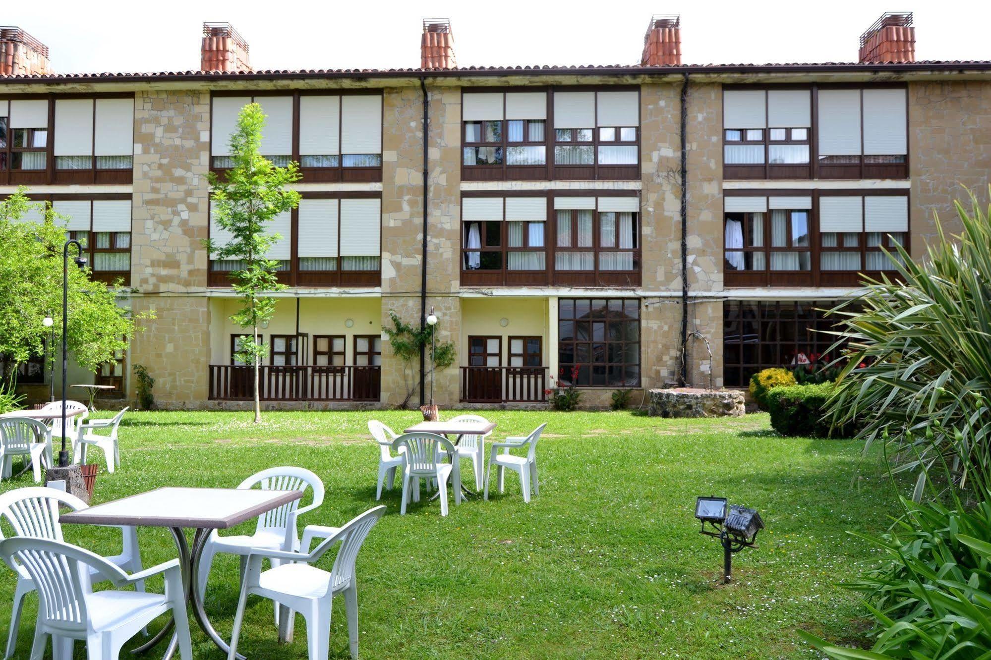 Hotel Termas De Lierganes Liérganes Exterior foto